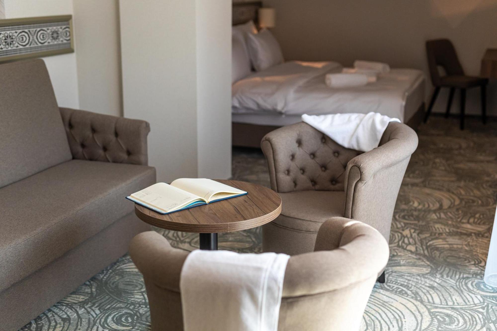 Hotel Crystal Wellness & Spa Superior Sovata Luaran gambar
